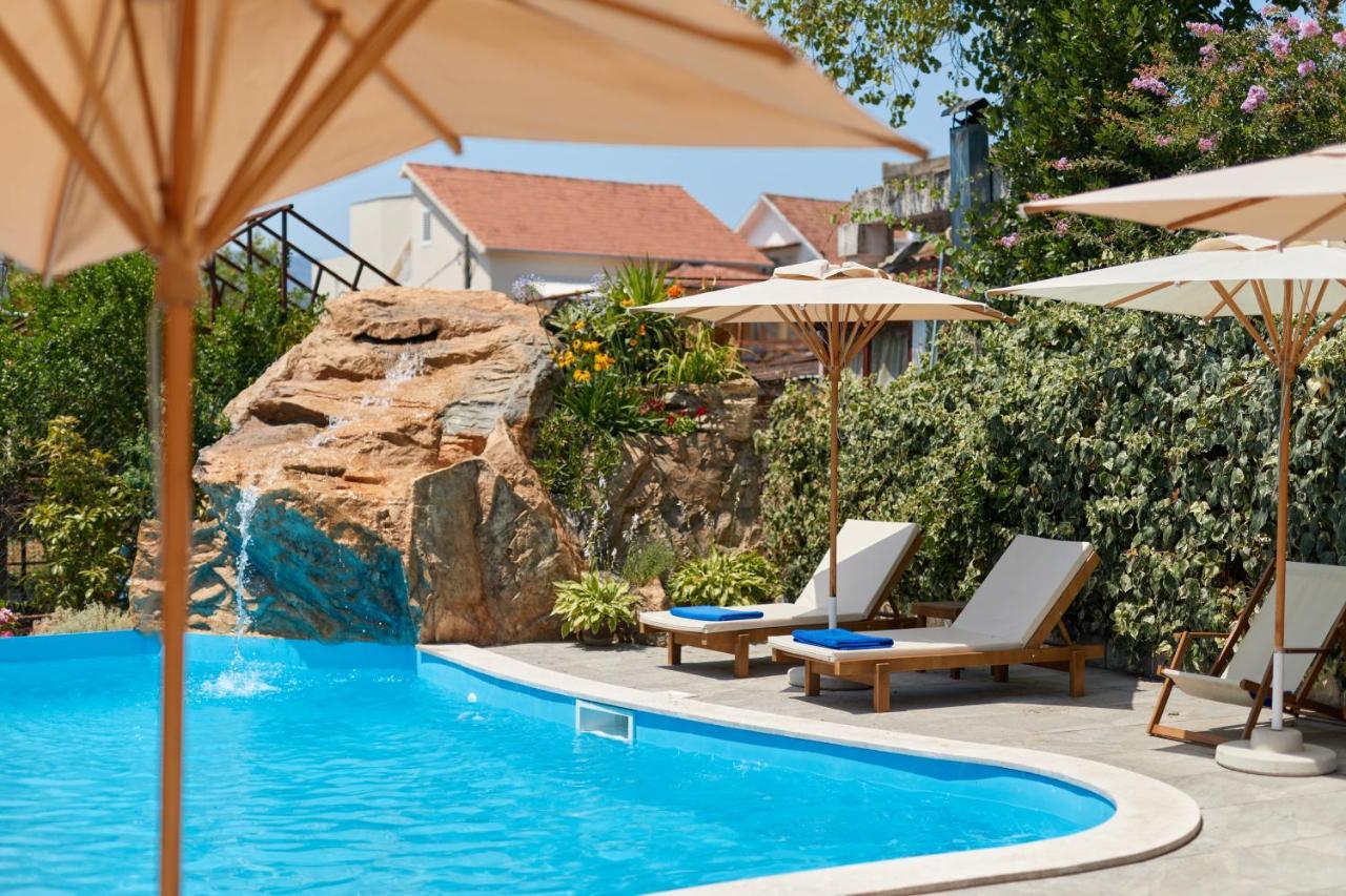 Moderna Luxury With Heated Pool *