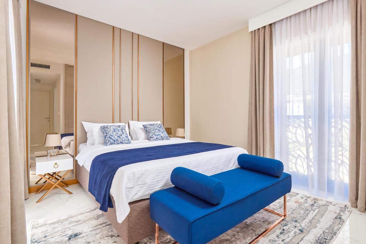 Apartment Moderna Luxury With Heated Pool *