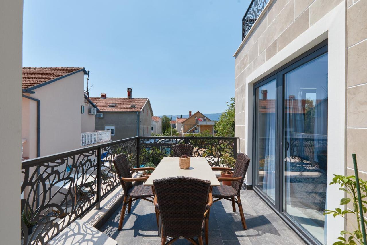 Moderna Luxury With Heated Pool Tivat